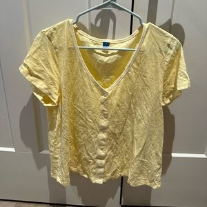 Old Navy Short Sleeve Casual Top in Yellow